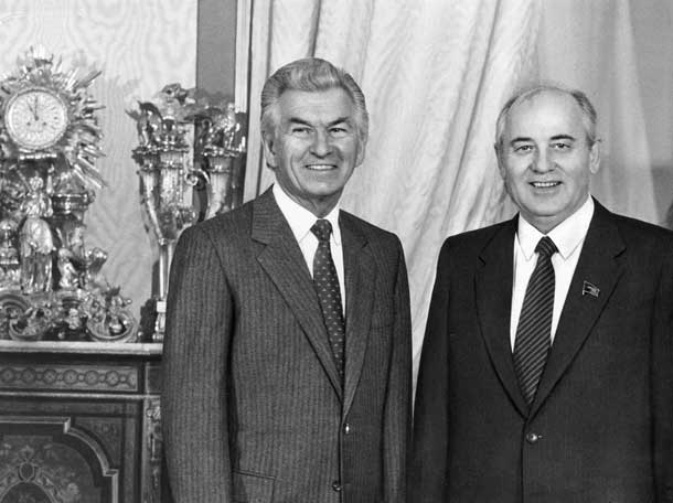 Премьер-министр Австралии Боб Хоук и М.С.Горбачев