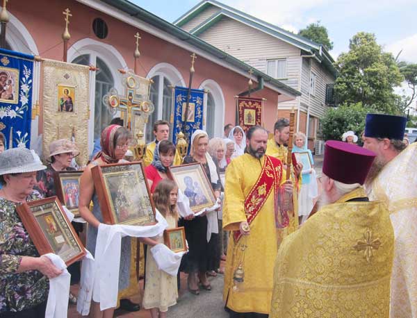 Престольный праздник собора в Брисбене