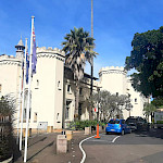 На концерт в Сиднейскую консерваторию